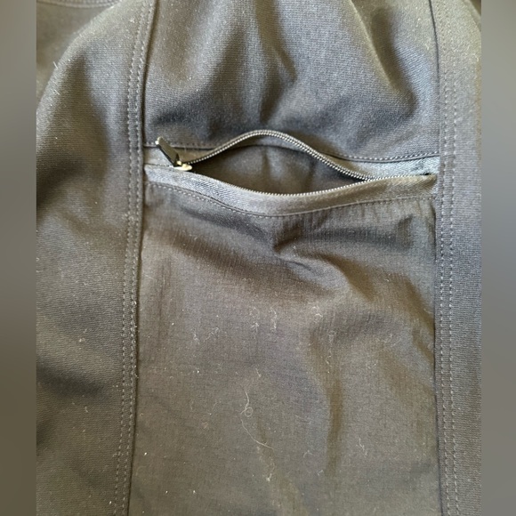 NWT - Women’s plus size Carhartt utility leggings - Picture 8 of 10